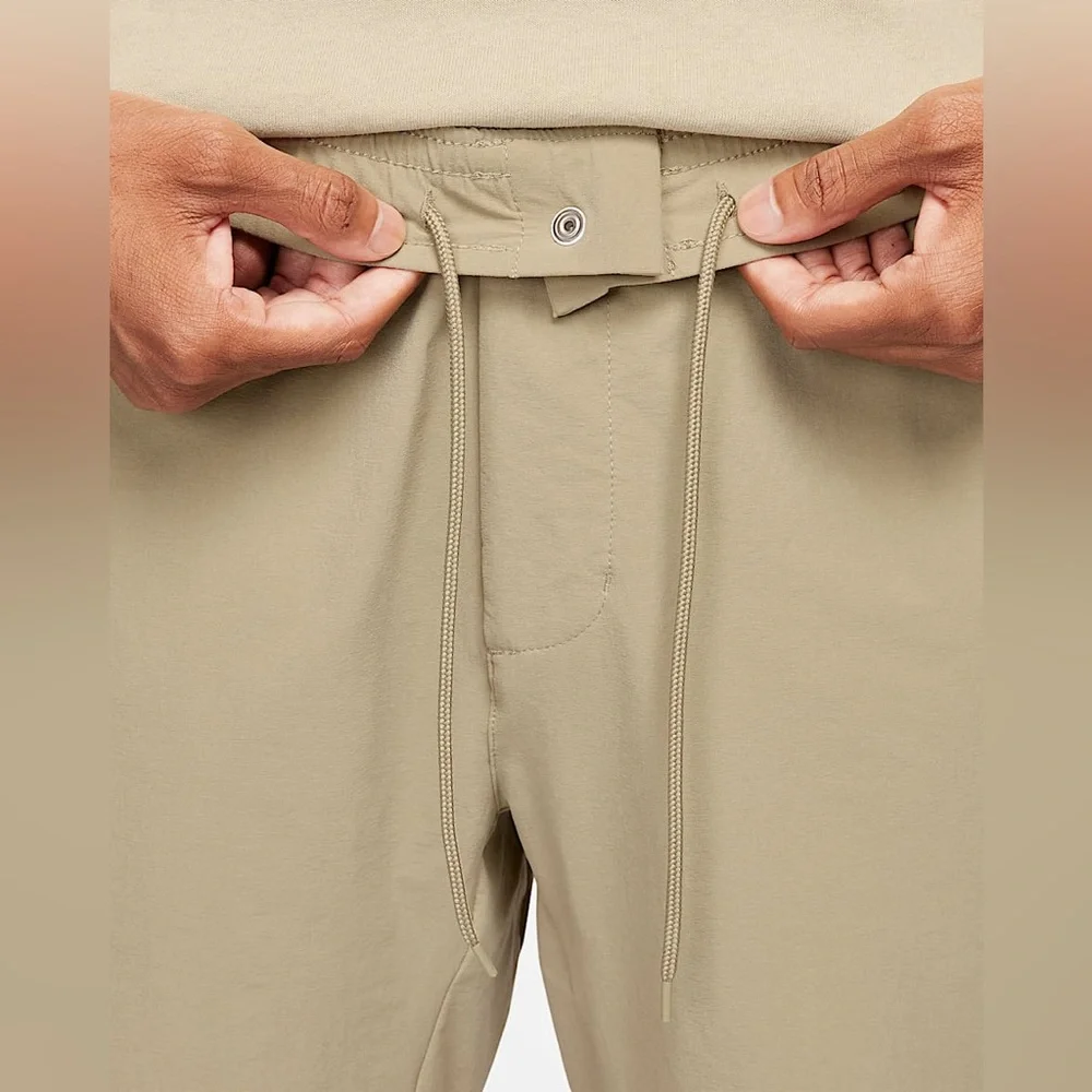 Nike Men's Woven Commuter Trousers - Picture 3 of 11